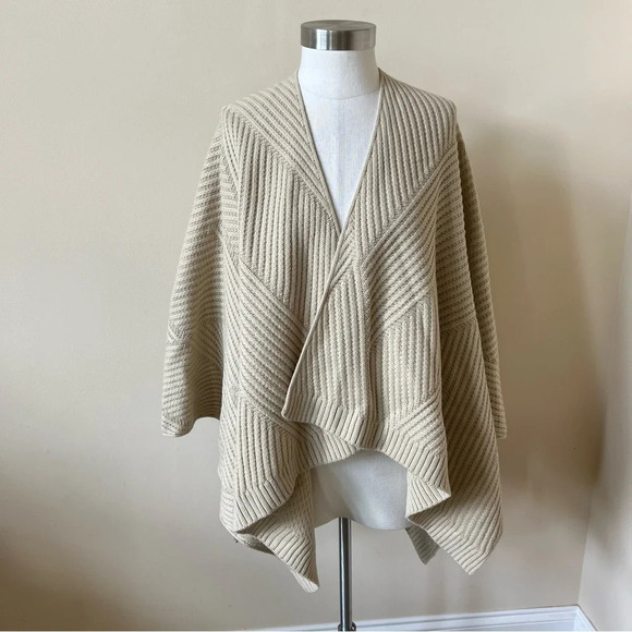 Maxmara Max sport wrap sweater 17942 - Picture 2 of 9